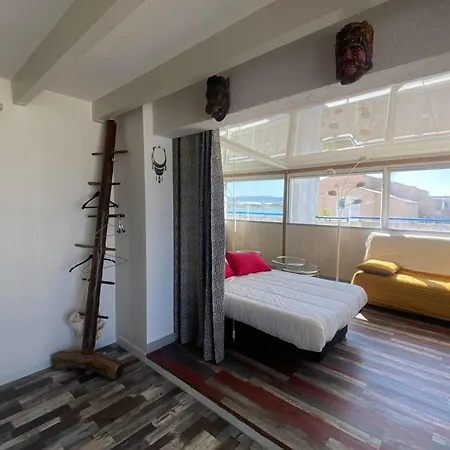 בית נופש Floor Escape